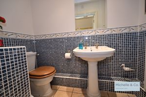 Photo 16- click for photo gallery